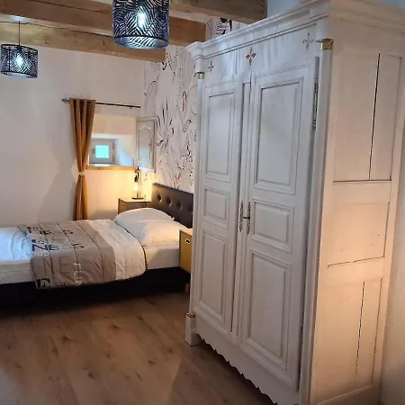 Nouveau Chez Gaelle 펜션 *